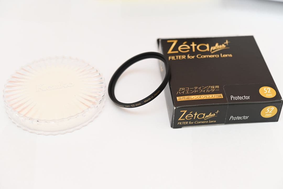 新品級 ニコン単焦点レンズ NIKKOR Z 40mm f/2 おまけ付き ①
