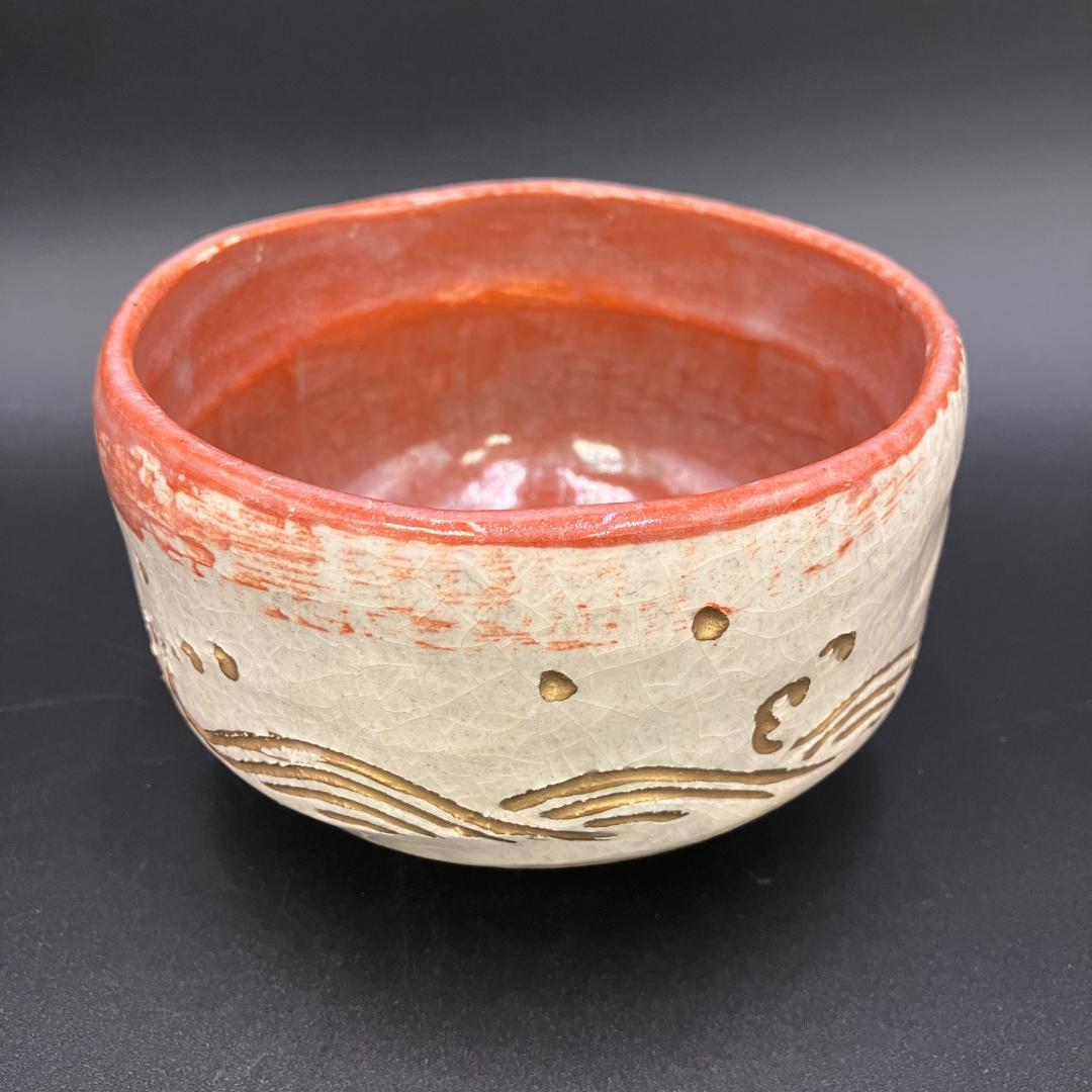 美品 和示 在銘 茶碗 金彩 波模様 抹茶碗 直径12cm高さ8cmR8SA64