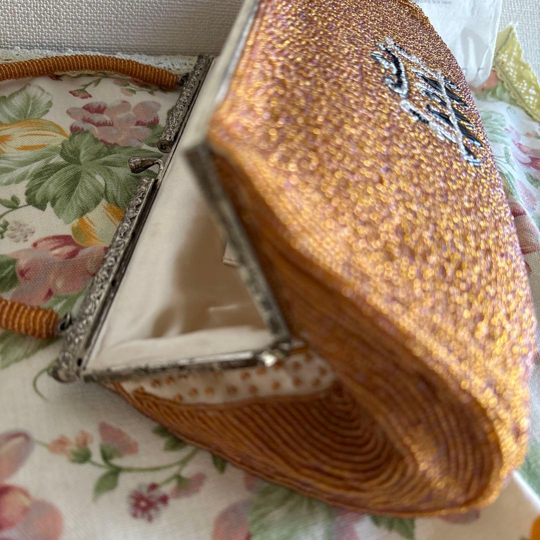 ハンドメイド　ビーズ手提げカバン　内ポケット３個有り　ご近所さんの作品です。