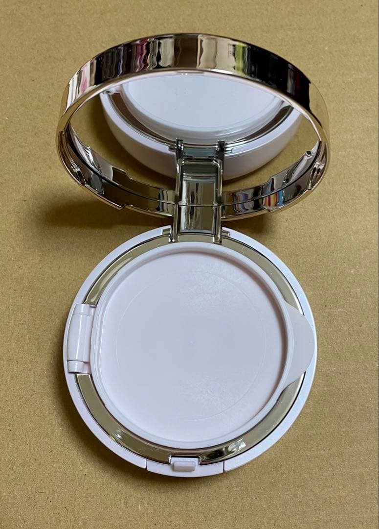 【匿名配送】Dior ドリームスキンモイスト&パーフェクトクッション000